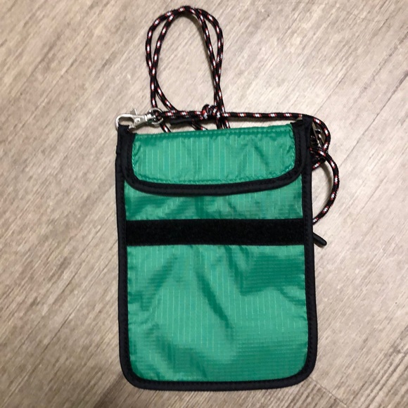 Hunter Bags Water Resistant Hunter Pouch Poshmark